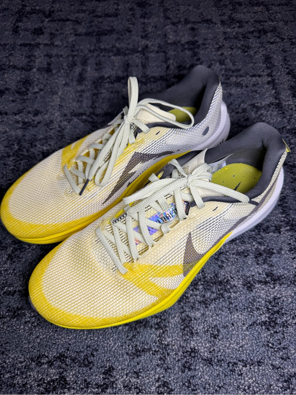 Nike ReactX Terra Kiger 10 Alabaster Lightning FV3929-700 Men's Size 10 New